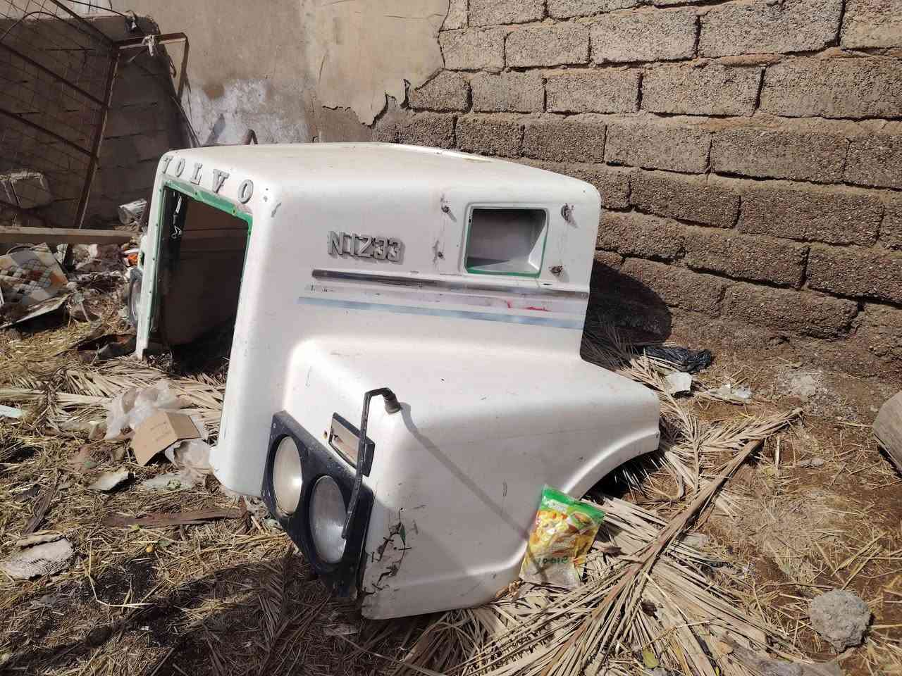 للبيع بنيد فالفو فايبر كلاس نضيف جدا الايتات الشركه شغالات السعر ٣٠٠ الف مكاني ميسان علي الغربي
للاستفسار ***********
