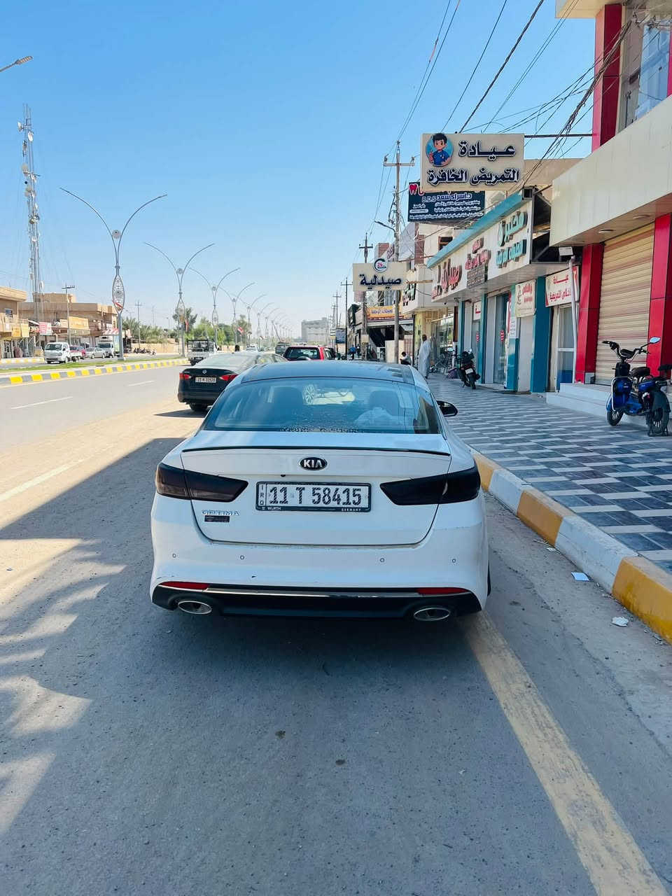 السلام عليكم 
للبيع اوبتما2018 خليجي سياره بيه بارد 
السياره فول مواصفات 1/1
رقم بغداد بأسمي
بانوراما
بصمه
كشنات جلد
شاشه كبيره
السعر/168 وبيهً مجال
المكان / ديالى بعقوبه
اتصل/ ***********
