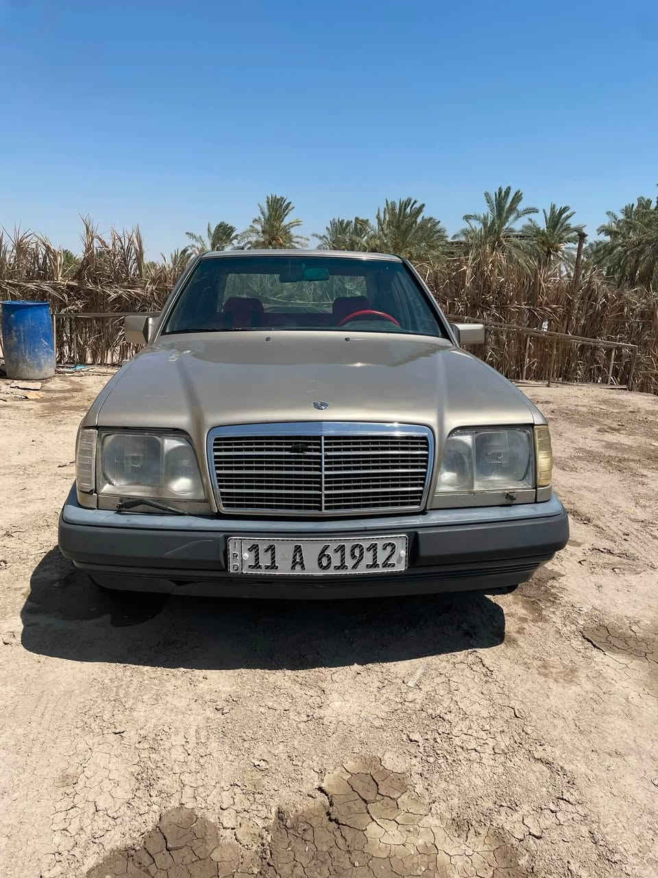 سلام عليكم مارسدس دب موديل ٩١ بسمي رقم دولي  سنويتهه ل ٣١ تنتهي محرك بلاد تبريد شغال حداده حلوه دواخل جديده كهربائيات كلهه شغاله تخم تاير  السعر 50 وبيهه مجال حك الجيه 
المكان البصره قظاء الصادق 
منطقه الرحمانيه (***********
