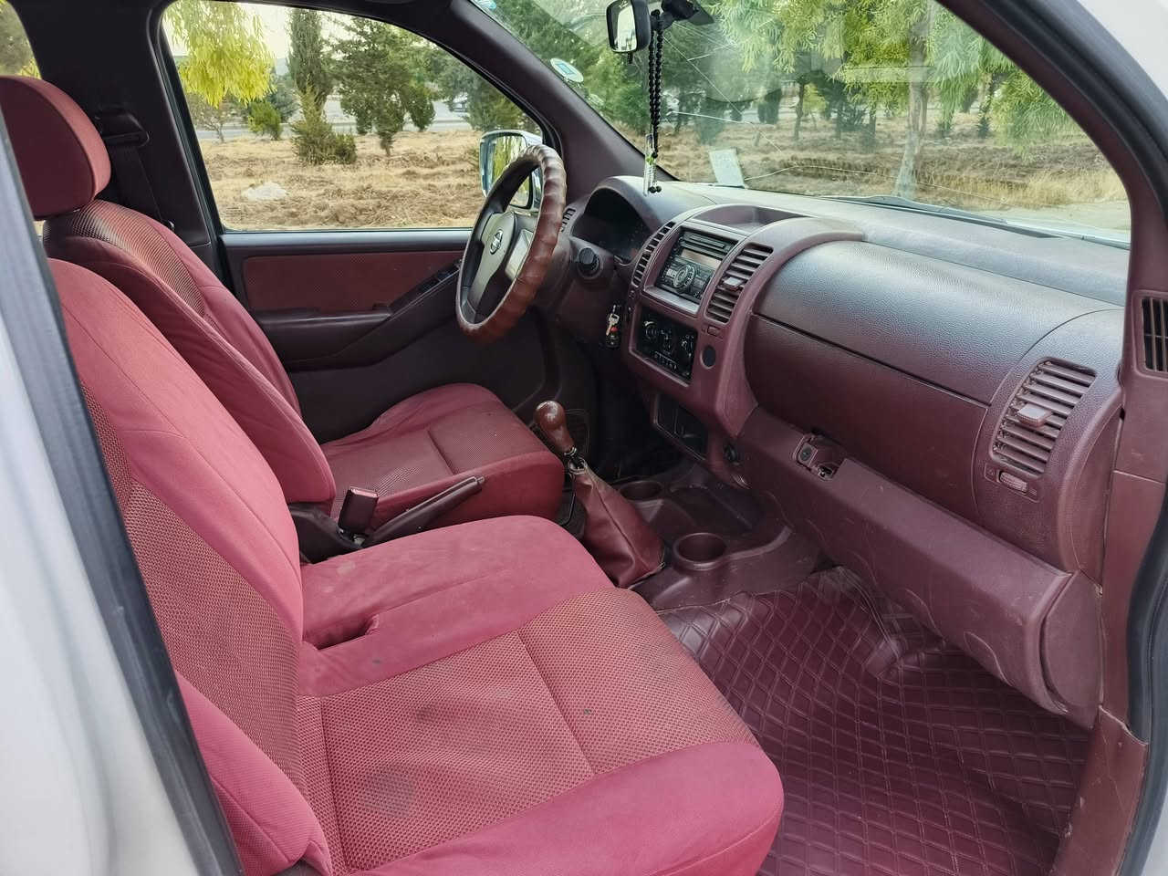 نیسان نڤارا2009
جاموئاوێنە کارەبای تەبرید ساردو گەرم بەشەرت دووپەڵەی بچوک بۆیاخی هەیە گێڕومەکینە بەشەرت  کارتی بەنزینی هەیەنرخی86گەڵا
***********
***********
