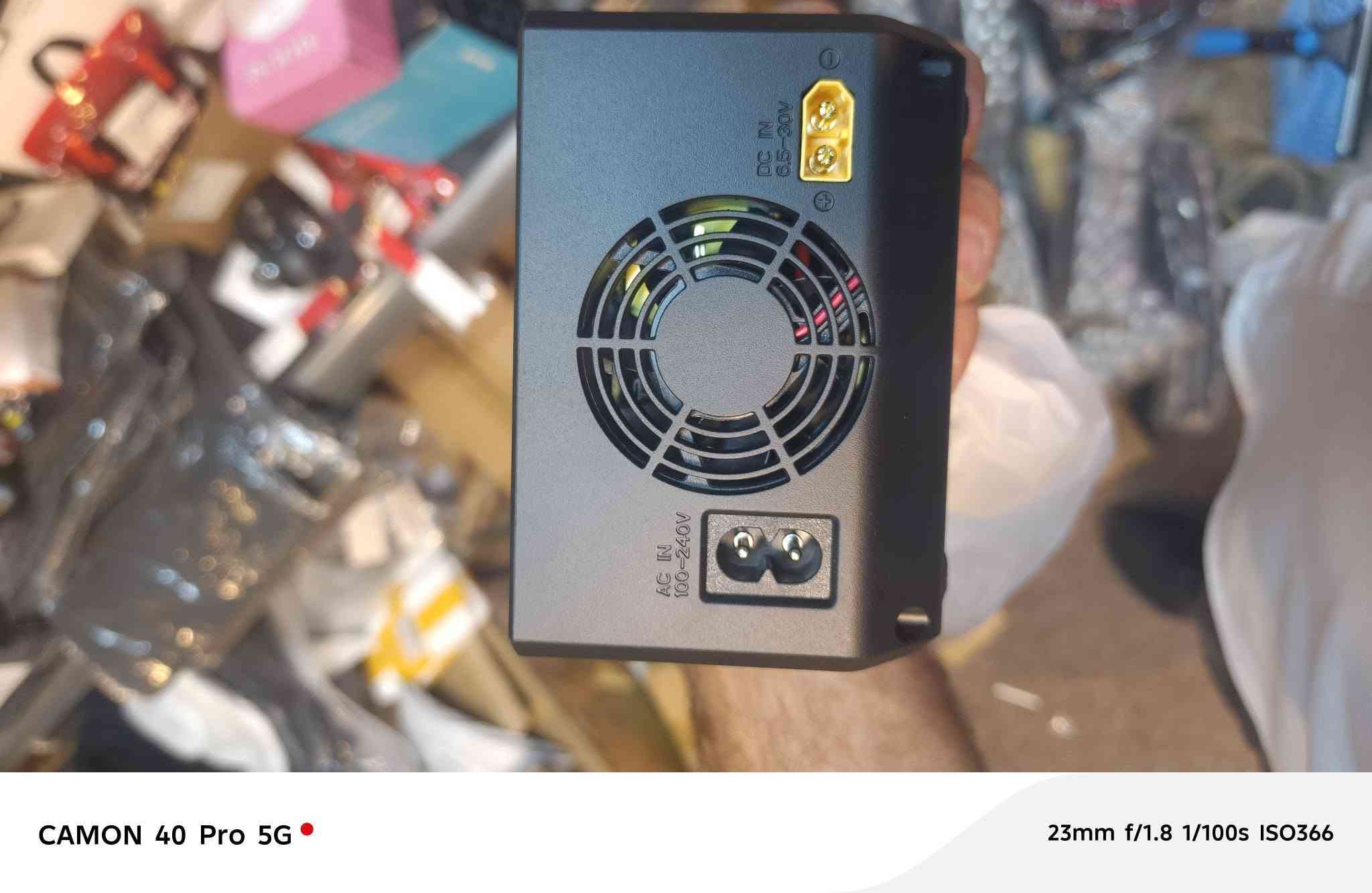 شاحن ذكي • هوتا D6 برو • ٦٥٠ واط