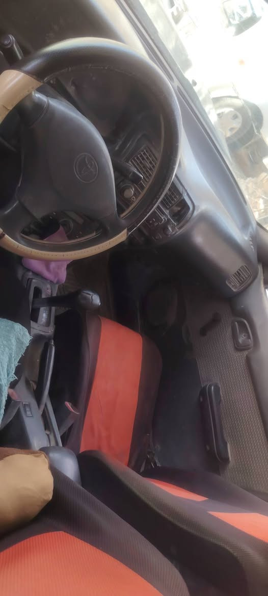 سلام عليكم كورله مديل 94
محرك 1600بي تنقيص كهربائيات نص 
حداديه نص
سنويه منتهيه من19
تجي تگلب بيدك
سعر 25بي مجال
عنوان السياره بصره ابو الخصيب
رقم ***********
