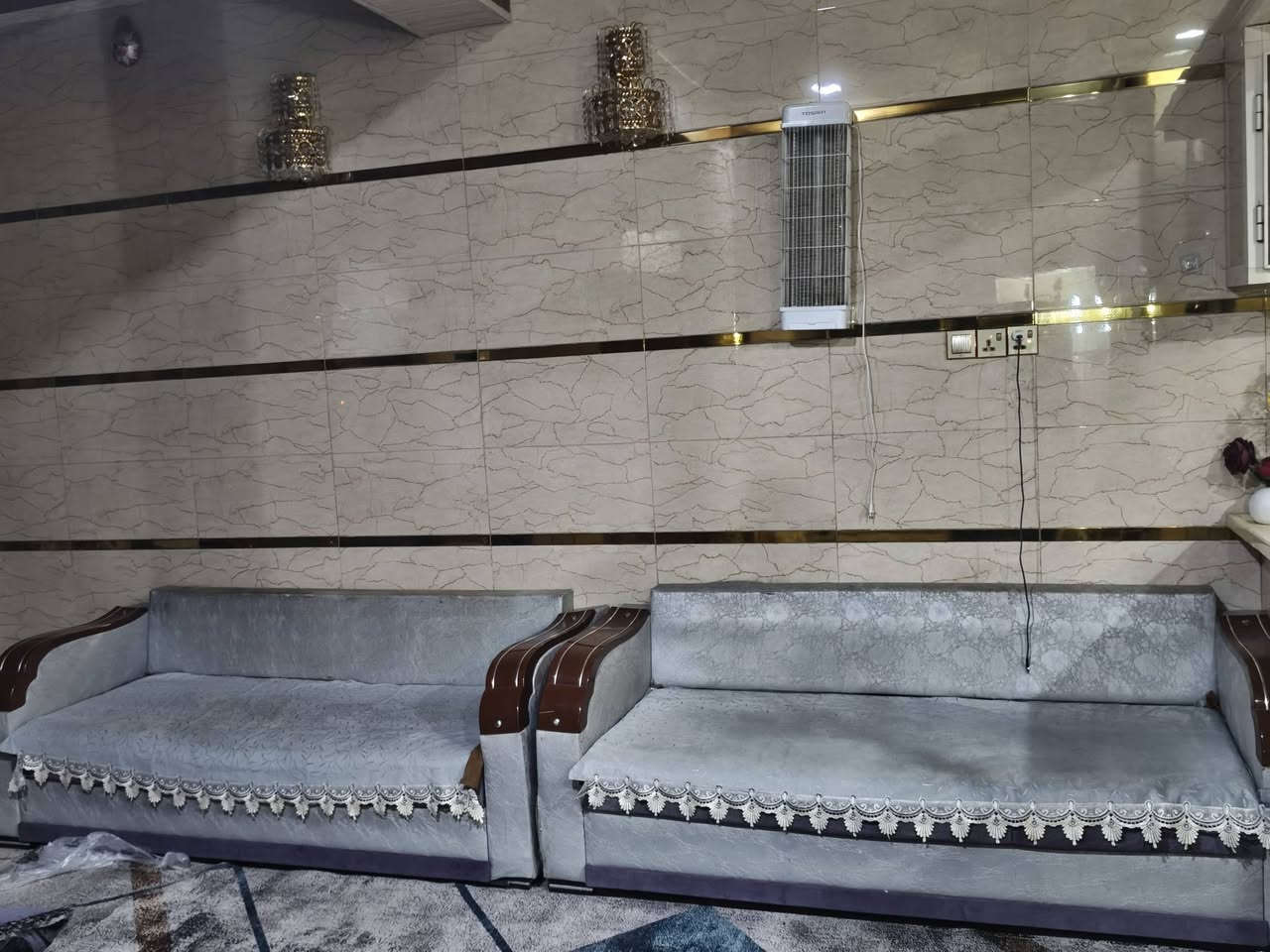 السلام عليكم تخم للبيع العدد
٢حجم كبير 
١وسط 
٢ صغير 
نضاف مكاني نجف حي النداء مجمع بيتي للتواصل واتساب ورقم *********** السعر 200 وبي مجال قليل
