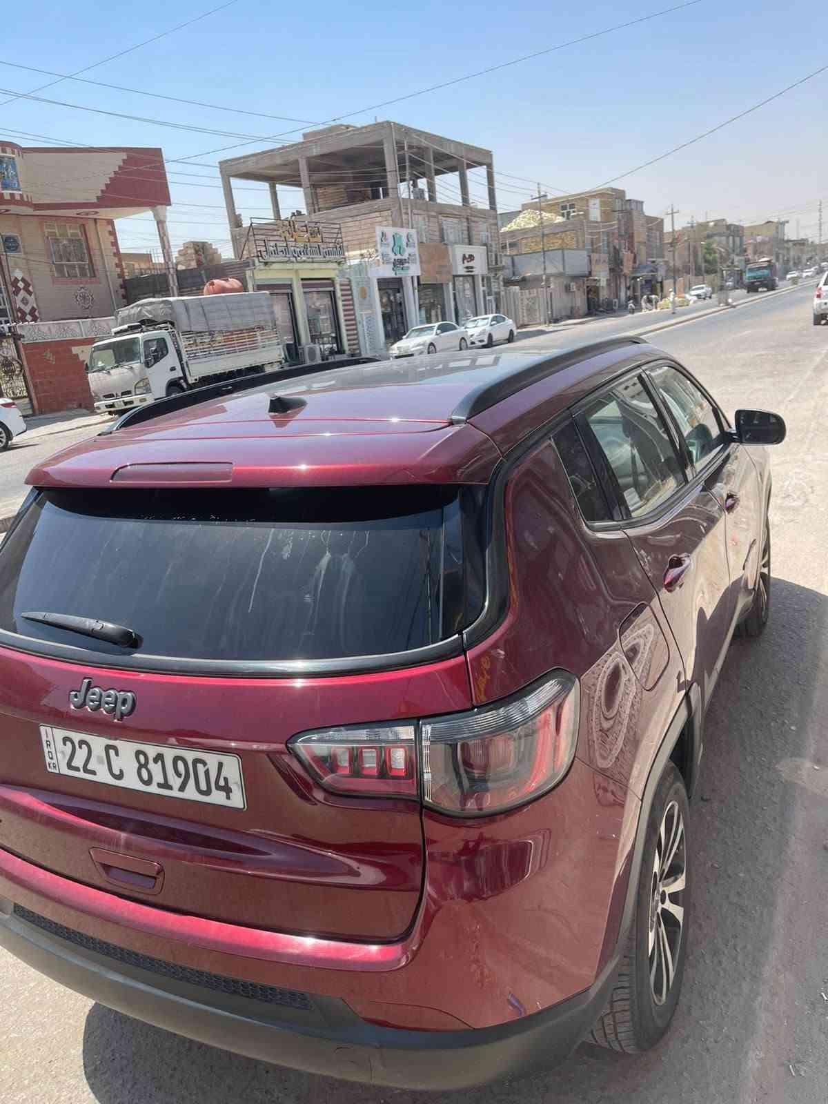 السلام عليكم
جيب موديل 2021 فول مواصفات بصمة وبانوراما ورادارات وكشنات جلد فول للأخير السيارة 
حادثها بس جاملغ جهة السايق دحجة خفيفه ومصبوغ الجاملغ فقط والباقي مكفول ماشية 83 الف كيلو وجاهزة مال جناي 
السعر 137 
مكاني نجف ***********
