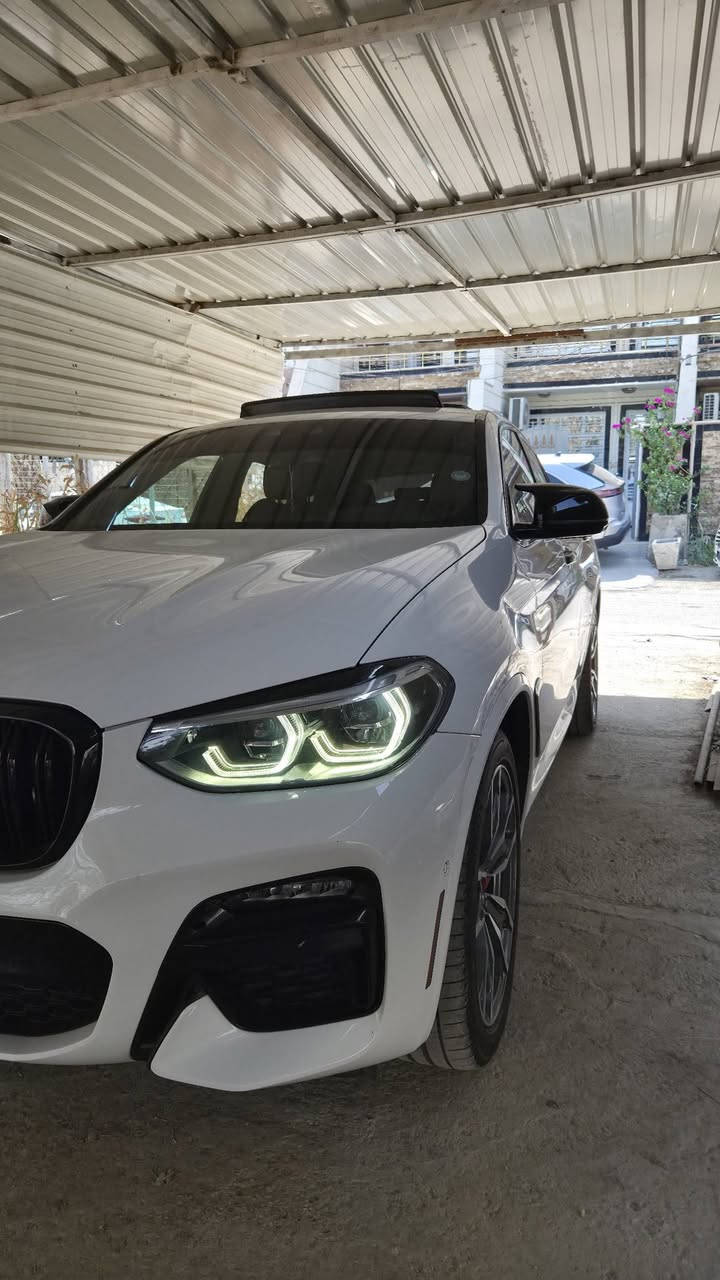 السلام عليكم للبيع او المراوس
BMW X4 M40i - 2021 
مواصفات M-Performance | جداً نظيفة
• كلين تايتل (بدون صبغ، بدون إيرباك، مكفولة من التكحيل).
• المحرك: B58 ستة سلندر 3000 تون بور تيربو
• الممشى: 63,000 ميل فقط.
• المواصفات: داخل أحمر كاربون فايبر كامل، كاميرات 360، داتا شو، نظام صوت Harman Kardon، قيادة شبه ذاتية.
• التحديث: شكل خارجي M كامل (قطع أصلية) + عدادات X4M.
• الصيانة: عليها ادامة بالكامل (دهن، فلاتر، باتري، دسكات) كلشي جديد وأصلي.
✅ السيارة بحالة الوكالة - جاهزة من كلشي

📍 الموقع: بغداد - حي الجهاد.
📑 الأوراق: رقم أربيل (بإسمي) تحويل ثاني يوم.
📞 للتواصل: ***********
