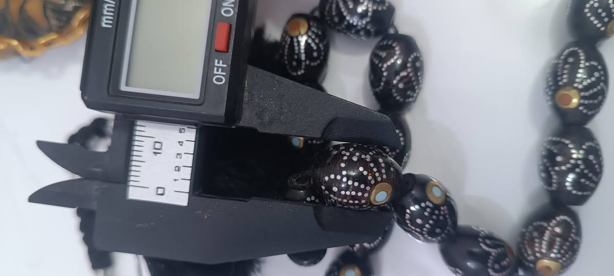 مسبحه يسر • زنجبيل • فضة مطعمه فيروز