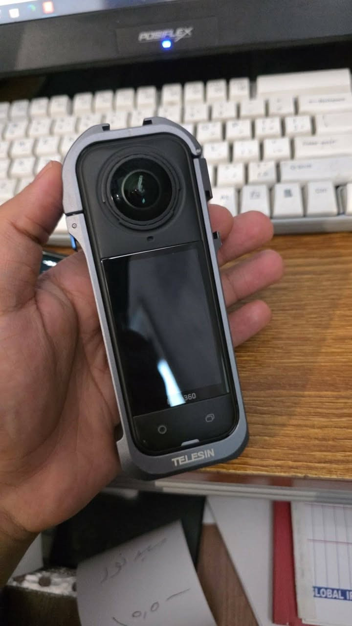 كامره insta 360 x5 بحاله الوكاله وياها كامل ملحقاتها ووياها ملحقات دراجه كامله
مكاني بغداد 
*********** 
السعر 700 الف
