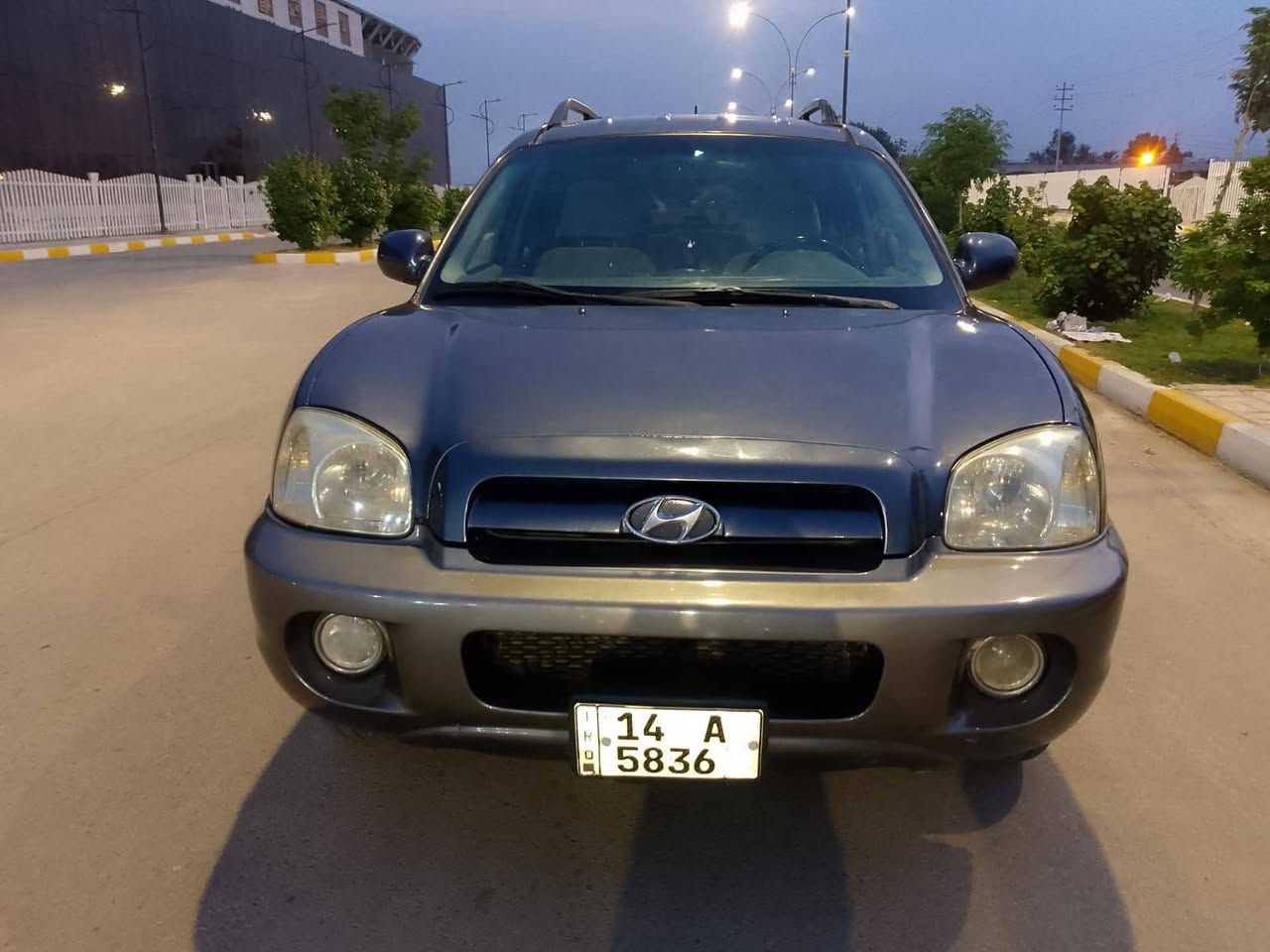 السلام عليكم 
هونداي سنتافيه م 2006 السنويه ل 2029 رقم دولي تحويل مباشر السياره مكفولة كير ومحرك وحداديه وتبريد وتخم تاير وكهربائيات كلها جداد السياره جديده وجاهزه من كلشي السعر 72 محركها 6سلندر السياره مال جناي رقم السياره بصره 
*********** 
مكان السياره ناصريه مركز
