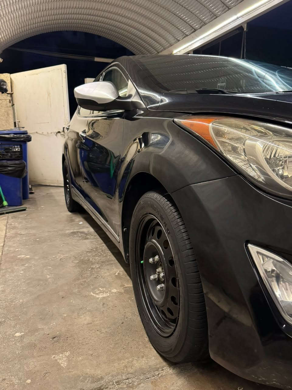 سلام عليكم 👋
للبيع النترا ١٣ 🚘سياره جديده ومامتعوبه وجاهزه من كل نواحي كير مكينه تبريد صدر تخم تاير كله تمام مابيها اي نقص
حادثها قبق جنطه وسونرها موجود رقم بغداد نكليزي شرط التحويل ثاني يوم لسعر ١٠٥وبيها مجال للطيبين كلشي اكو بلسوك كل سياره ونضافتها شراي يتصل ويدلل رقم ***********
