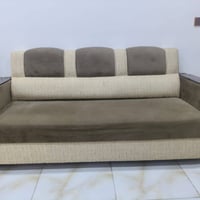 تخم • قفل • ديوان