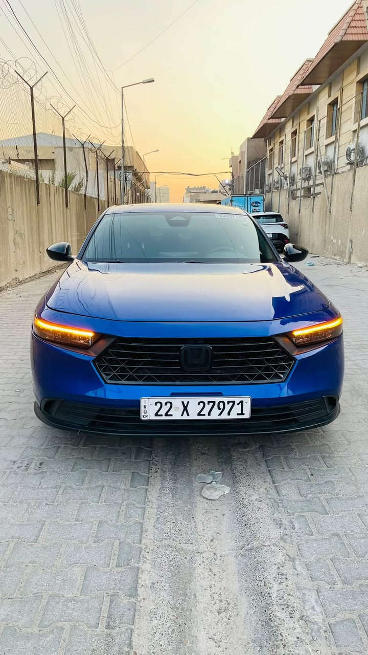 السلام عليكم موديل 24 ماشيه 14 الف جديده صبغ بنيد فقط مكان بغداد الغدير سعر 185
***********
***********
