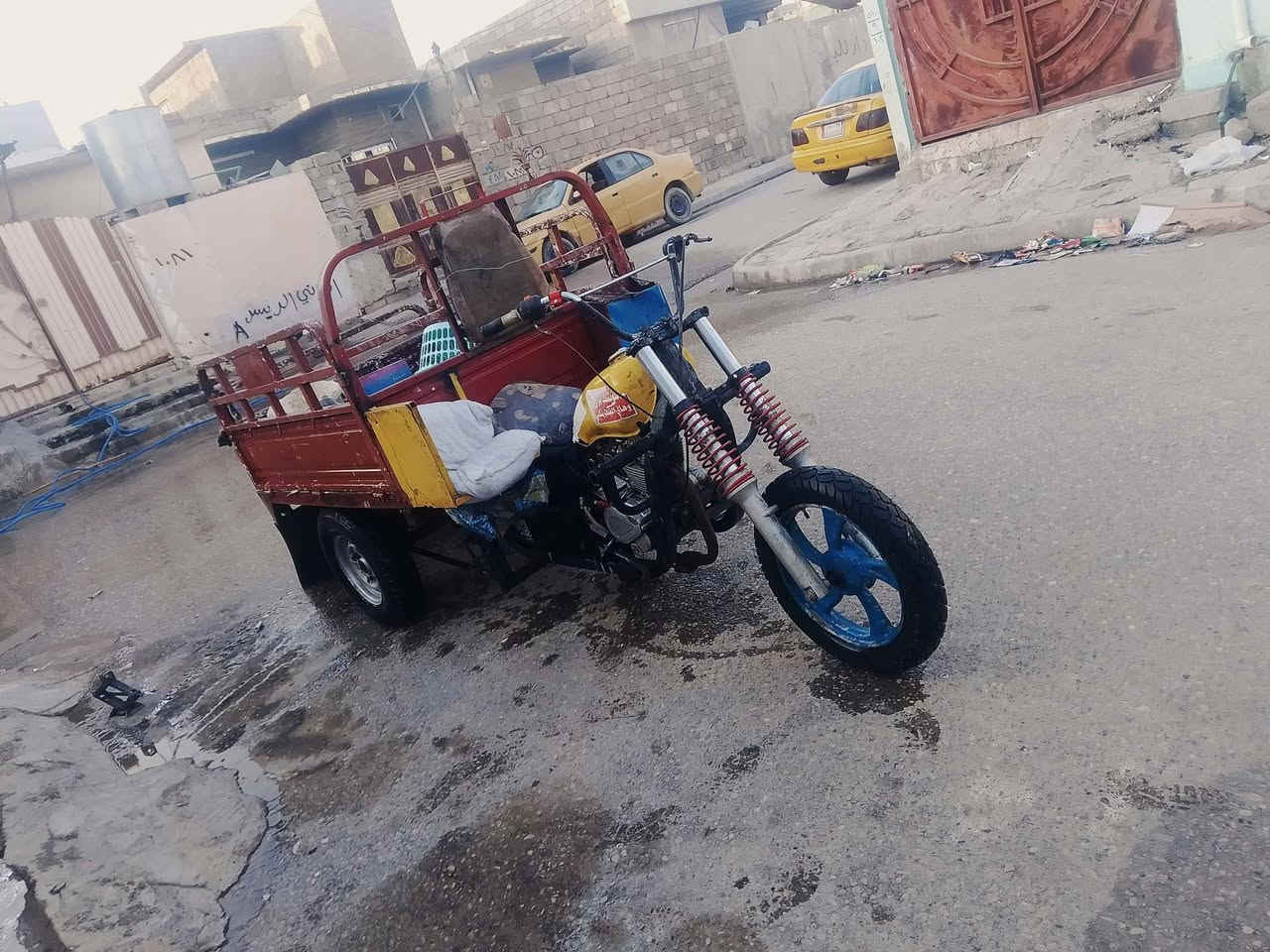 السلامو عليكم ستوته للبيع مكينه خرسه شاصي نضيف تواير نضاف دبلات شغالات نضيفه مال رزق السعر 800وبيها مجال وهاذا رقمي ***********

