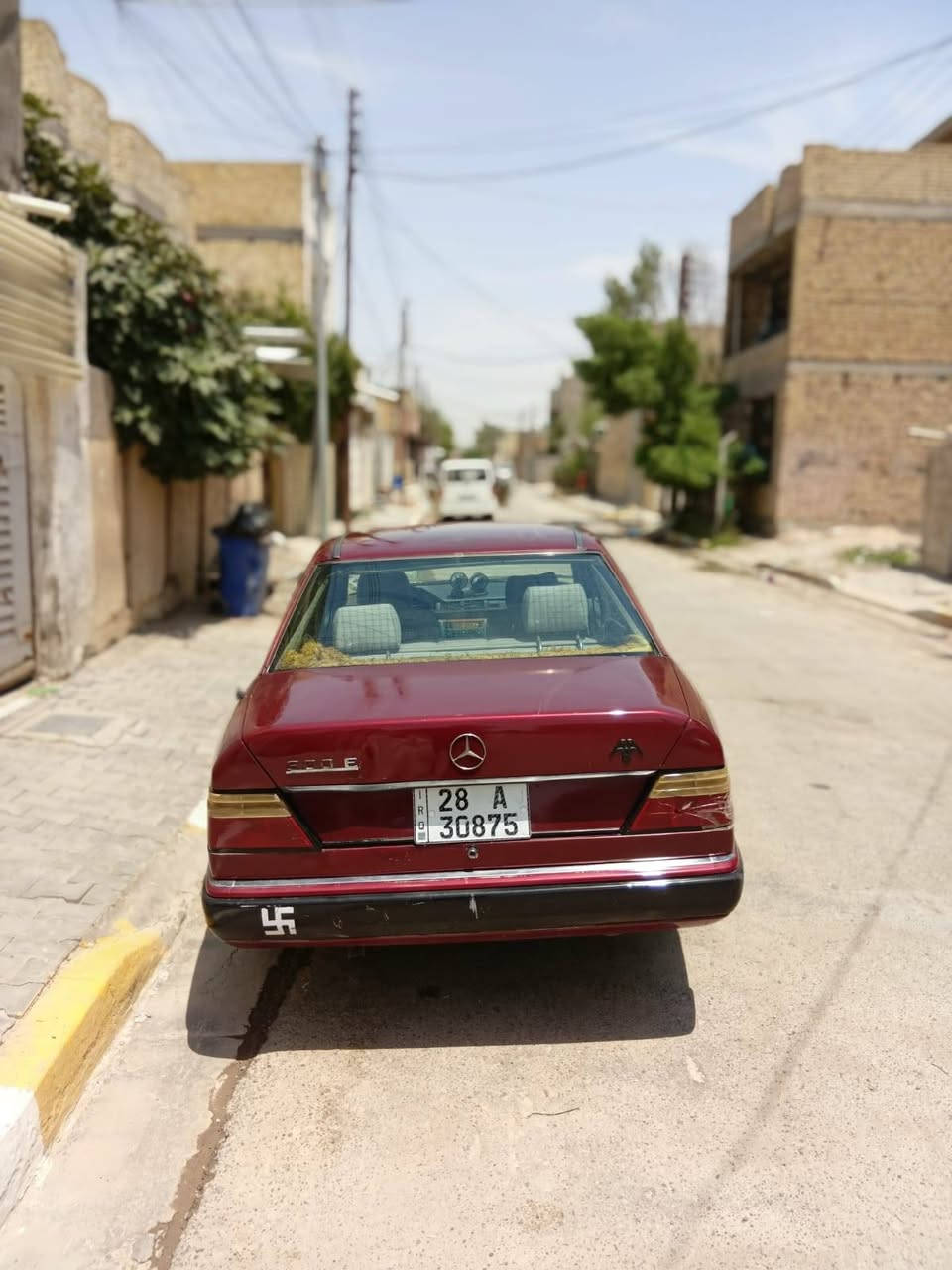 سلام عليكم
.مارسيدس دب
1.موديل 1993
2.محور بطه 3000
3. رقم نجف أنكليزي 
4. سنويه 2029 
5. قواعد دبلات بلادي 
(***********) 
6. مكان بغداد 
سعره50وبي مجال
