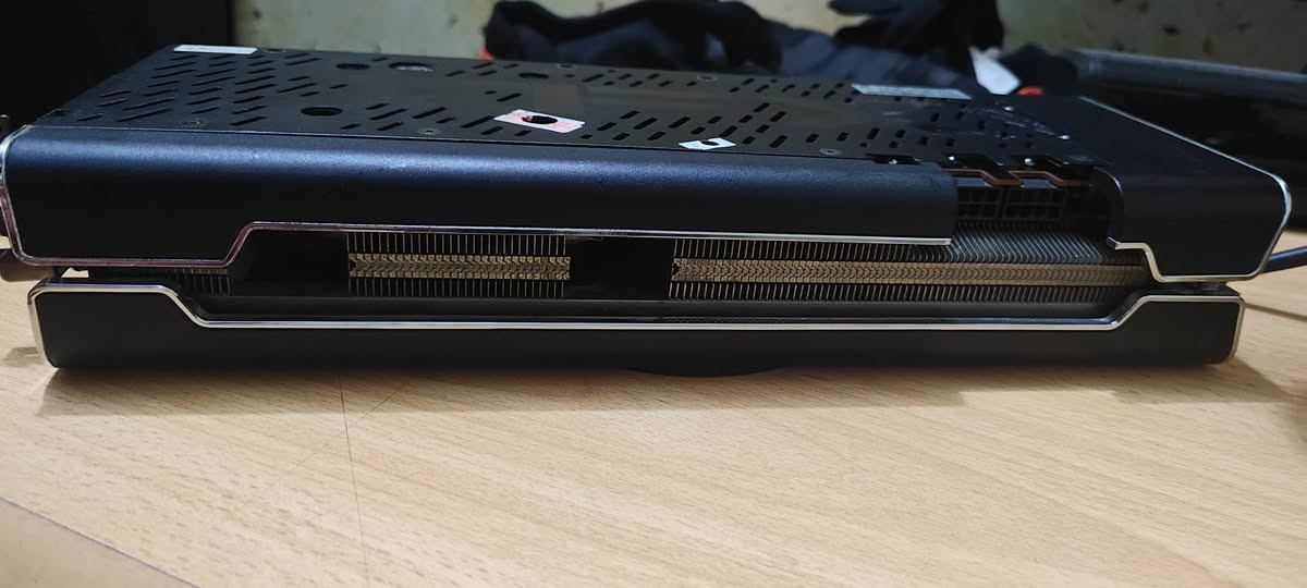 السلام عليكم ورحمة اللَّه وبركاته كرت RX5700XT ULTRA مشخص العطل مالته
نسخة التبريد الضخم XFX Radeon RX 5700 XT Ultra مدل

الثلاثي)

حالة الكارت: نظيف جداً، مفتوح براغيه للفحص فقط.

العطل في دائرة الإيبروم EEPROM / BIOS ما يوصل طاقه

السعر المطلوب : 150,000 دينار عراقي قفل وغير قابل للتفاوض

المكان: البصرة المعقل. تصليحه موغالي قليل الى متوصط
الرقم 7876313434
