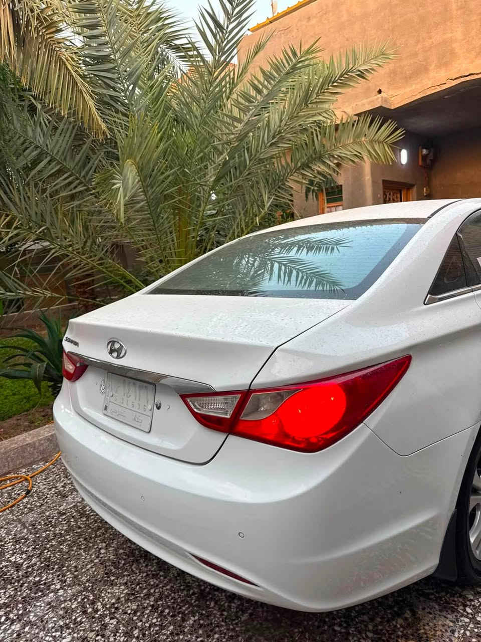 السلام عليكم
سوناتا خليجي الشركة العامه للسيارات 
موديل 2013 استخدام شخصي من سنتها 
ماشيه 200 الف 
مكينه 2400
سياره بيها بارد جوه الرقم الخلفي وتقسيم بالصندوك وعندي سونارين واحد يكول تقسيم واحد يكول مبدل اصلي وحتارينه بيهم المهم باقي سياره كفاله 

حداديه تبريد مكينه كير تخم تاير كله جديد 
مكان السياره السماوه 🚗 
السعر 128 بيها مجال ان شاءالله للشراي رقم بغداد تحويل مباشر 
الاستفسار ***********
