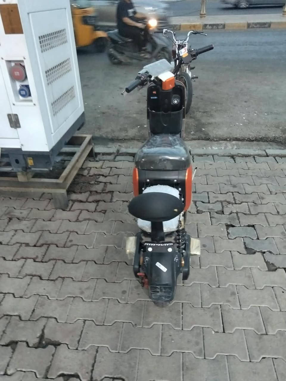 نضيفه • عوزه باتري • دراجه