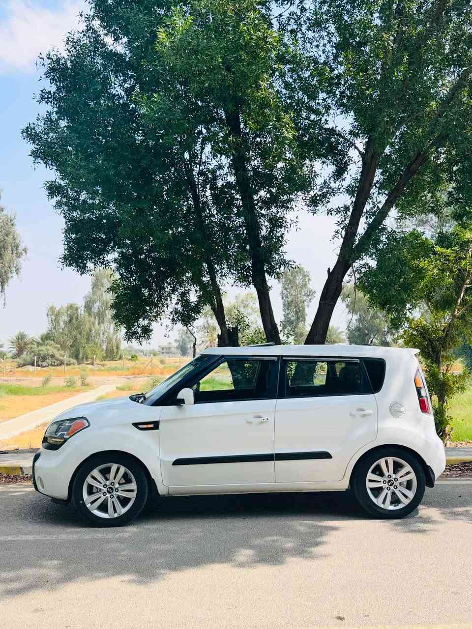 كيا صول 
موديل 11
رقم بغداد دولي 
وارد امريكي 
صبغ جاملغ موضح بالسونار  
فول مواصفات 
فــــتحة
بــــصـمة 
كـــشـنات جلد 
تـــدفــئة كــشنـات
سستم صوت دمام 
نـــشرة دشبول
ماشية 84
مانع انزلاق 
مــــكينة 2000دوش
مكاني بابل مسيب
***********
