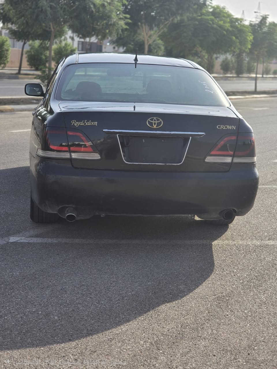 كراون • ٢٠٠٥ • كراسي جلد