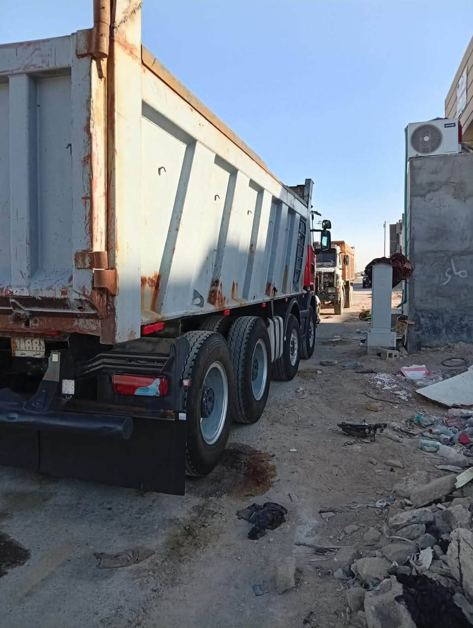 سكانيه موديل 2000 مجموعه 26 كير كفاله قماره كفاله مكينه 6انجكر جديده رقم وتحويل ثاني يوم المكان البصره الهاتف +***********
