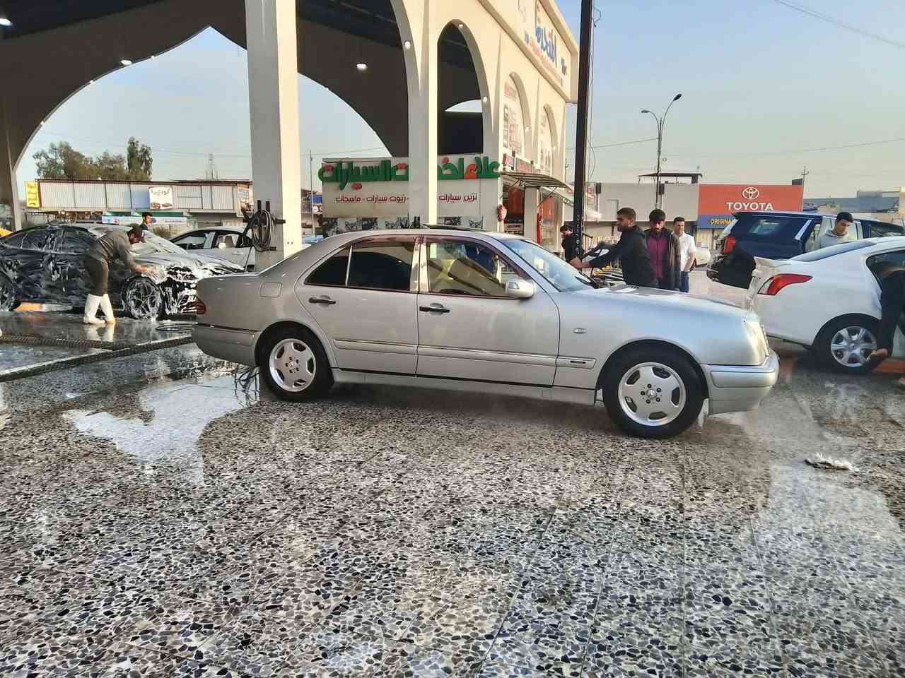 مرسيدس ١٩٩٧ • محرك V • صبغ مكاني