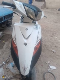 دراجه للبيع ماعرف شنو بيها طفت بيه ونفص دشبول سعرها 250 وبيها مجال ابي...