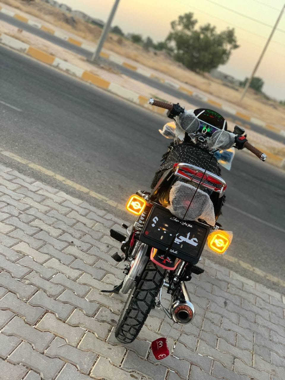 ♦️ نامي برو هونزده🦅🦅🔻 
♦️موديل 2026
💠 سويج عدد 2💠بصمه عدد 2 💠 لون  اسود💠 
♦️محرك كبس 
♦ماشي 1600فقط 
♦تشغيل عن بعد 
♦على وضع شركه 
♦️دراجه نضيفه كلش
♦وما يحتاج تصرف عليه ربع دينار💸
♦نظافه جدام عينك👀
♦️ رجاء المو شراي يترك المنشور
♦️مكان ديالى السعديه 
♦️السعر اتفضل خاص او اتصل👇👇👇👇👇👇👇👇👇
__________________  ♦***********📞☎️
