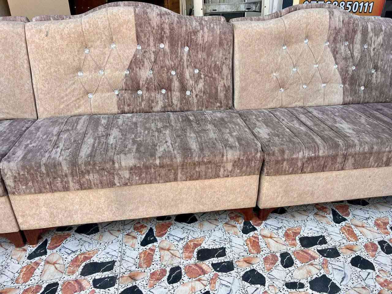 ديوان • تركي • حي عدن