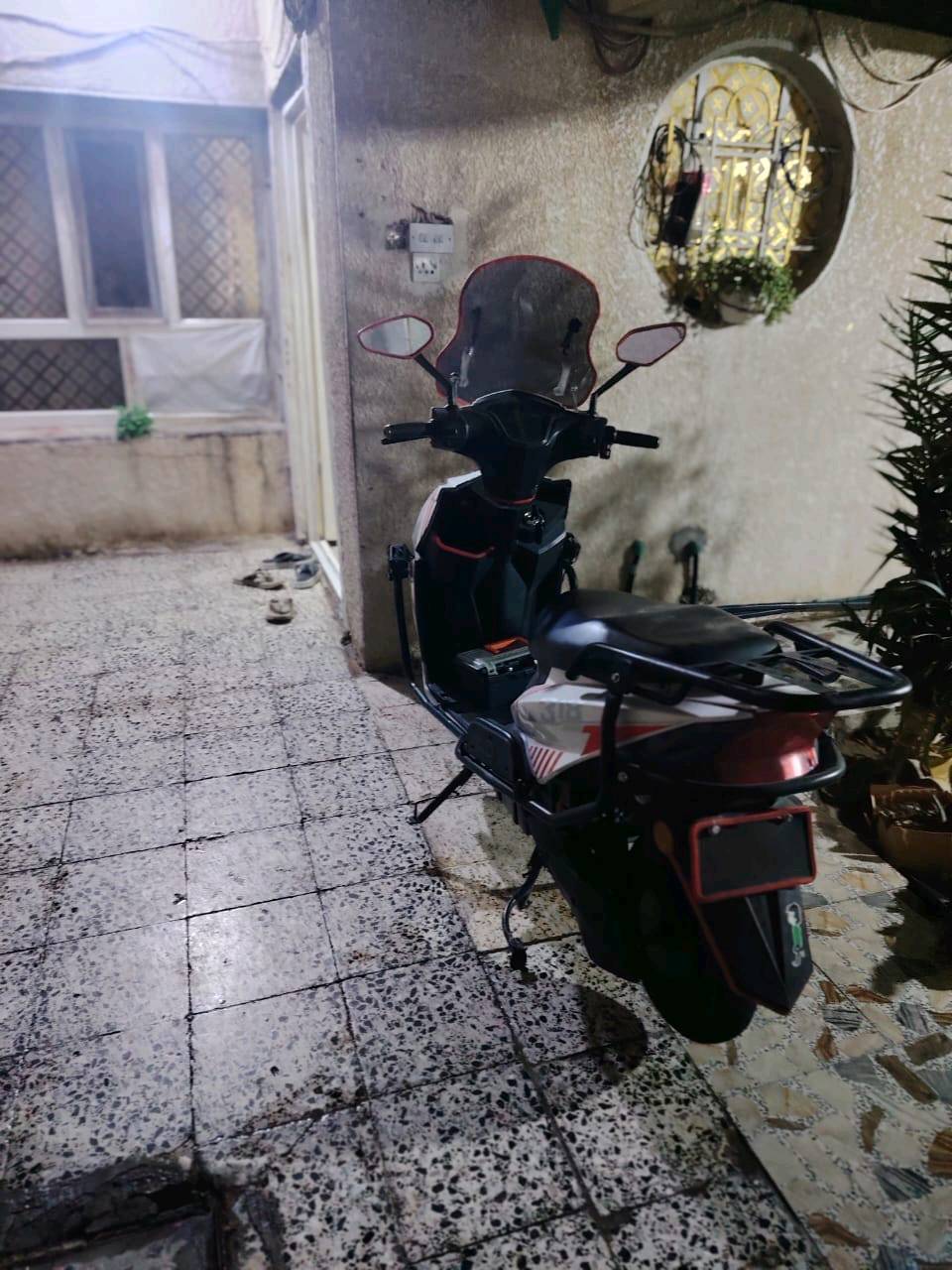 سلام عليكم موجود موطور للبيع 6 بطاريات مسطره السعر 625 تواصل عل  مكان الرمادي
***********


