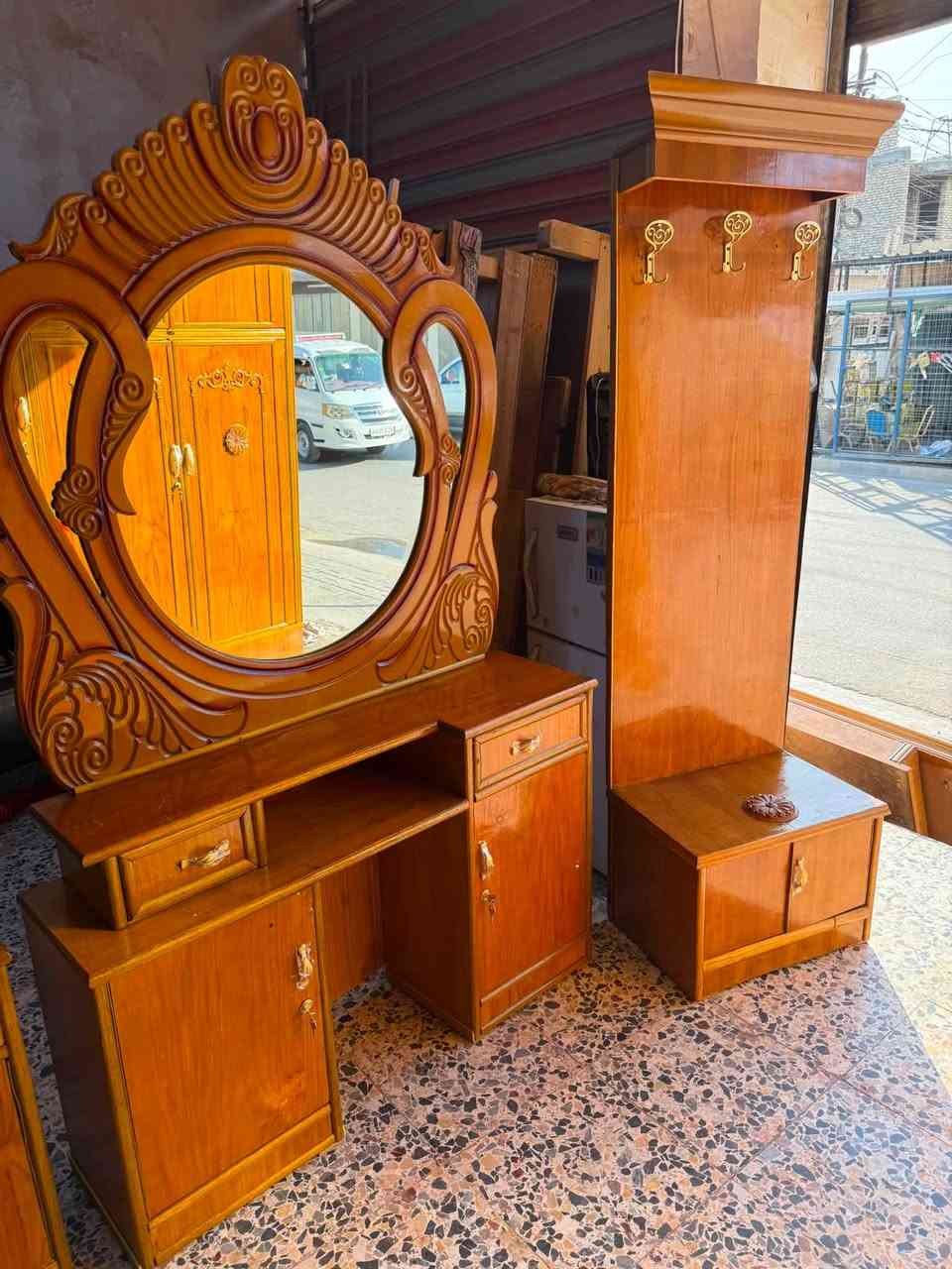السلام عليكم 
غرفه صاج عࢪاقي مستخدام 
غرفه5/ابواب 📌
السعر 580
نضافه 80/💯 
معا نقل فقط داخل بغداد 
واتساب ***********
