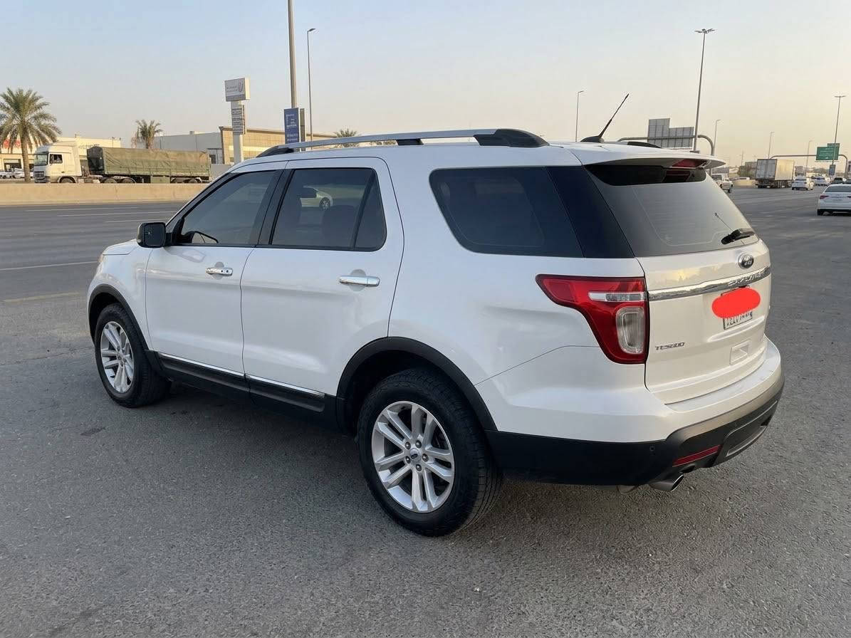 مراوس بكوري او بيع
المحرك: 4 سلندر سعة 2300 لتر تيربو (EcoBoost).

​الگير ونظام الدفع/ دفع أمامي (FWD).

المقاعد جلد اسود

​المقاعد: 3 صفوف تتسع لـ 7 ركاب.

بيها بصمه فتح باب السائق وبصمه فتح كلي للسياره 

بصمه فتح صندوق كهربائى 

​اقتصادية جداً في استهلاك الوقود مقارنة بـ V6.

التبريد ثلج  3 قطع تبريد  منفصله

​نظام ترفيه Ford SYNC (بلوتوث، USB، أومر صوتية)

​دخول برقم سري على باب السائق (Keyless Keypad)

​مقاعد كهربائية

​حساسات خلفية ومثبت سرعة 

​طقم وسائد هوائية كامل ونظام تحكم بالثبات
 (AdvanceTrac).

السياره بأسمي  لوحات دوليه انكليزية رقمها بغداد تحويل ثاني يوم البصرة, العراق
