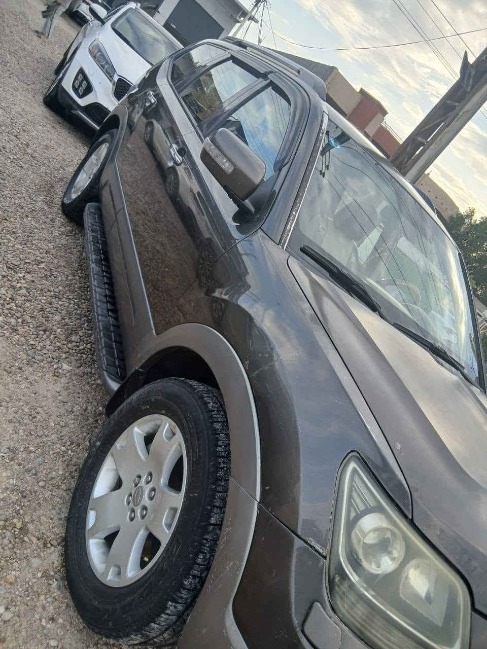 كيا موهافي ٢٠١٢ فولل بيهه جاملغ اماي يمنه والجامغ الخلفي وره السايق صبغ رش فقط بدون معجون بدون فتح بدون جاكوج والباقي كله مكفول محرك حاويه بيهه مامفتوح السعر ١٢٠ بيهه مجال ***********
