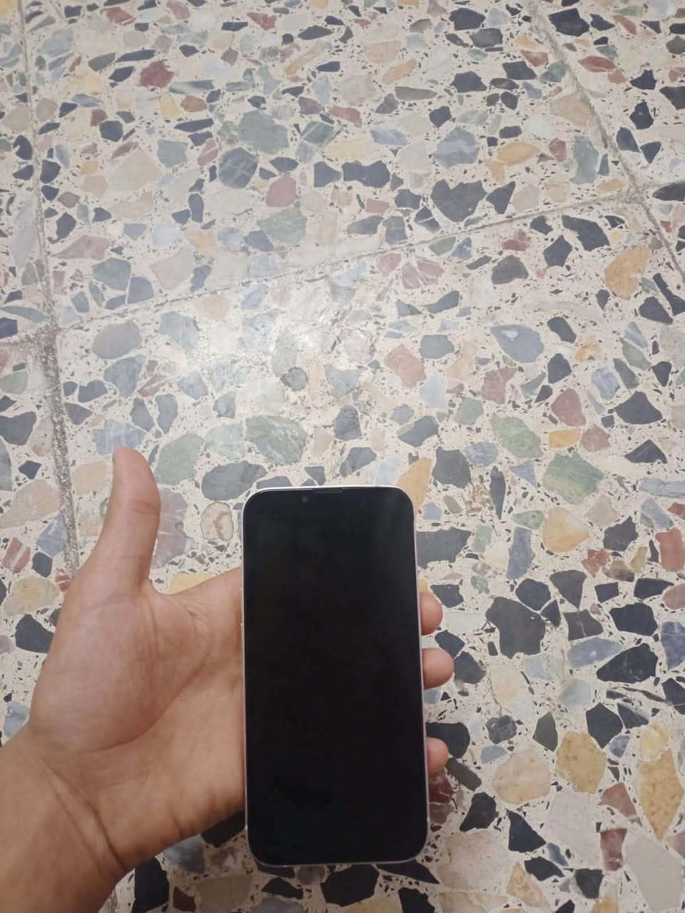 ايفون ١٣ ؏َـاديہَ
ححبيبى الجهاز كلش نضيف بس بي هاذني ضربتين وشاشه مبدله بس اصليه بطاريه 79لا مبدله ولا مرفوعه والذاكره ١٢٨ فيس ايدي شغال كلشي شغال والسعر
٣٥٠ وبي مجال عندك استفسارع هاذه الرقمي ***********مكاني بـــغــداↄ بلديات
