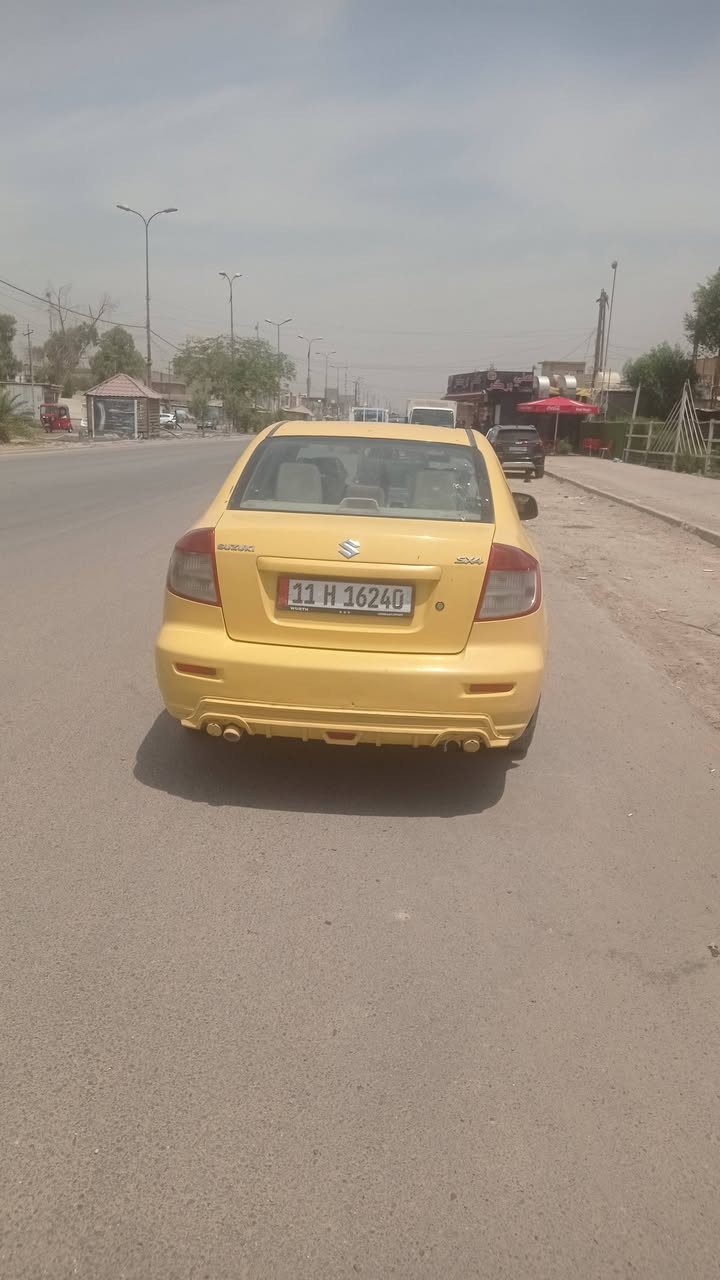 السلام عليكم للبيع سيارة سوزوكي ياباني sx4موديل2011وارد أمريكي محرك2000 بأسمي مصفره هيئه وغرامات بدون حادث گير عادي السعر 42وبيها مجال الإتصال على الرقم واتساب ***********
