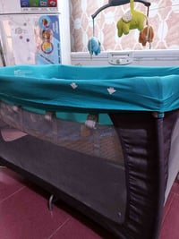 سرير طفل للبيع 45 نظيف  للاستفسار 07713646144