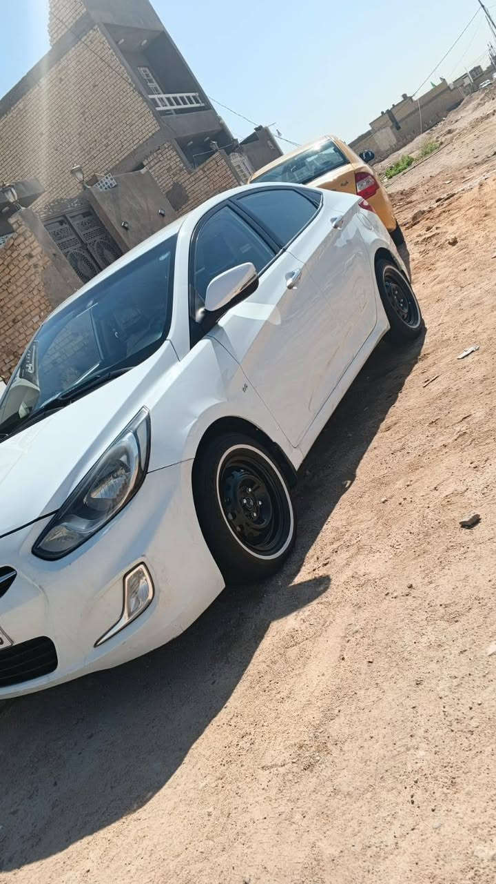 السلام عليكم للبيع اكسنت 2013 كفاله عامه من صبغ وتبديل بيها فقط مكانين بارد مأشر عليهن مكينه كير تبريد عالشرط رقم أربيل انكليزي سياره جاهزه عله اخر حبايه السعر 93 للاستفسار ***********واتساب
