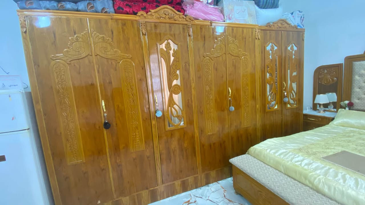 سلام عليكم غرفه خشاب جديده  
سعره مليون أو بيه مجال مكاني بصره كرمه علي
رقمي ***********
