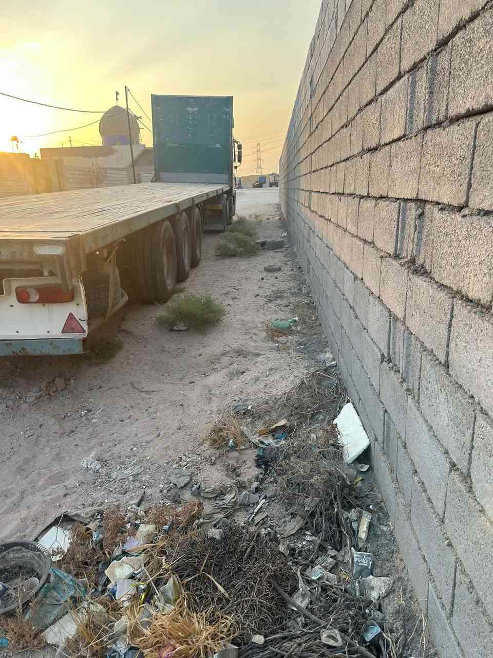 للبيع • شاحنة • مكلف بالنشر