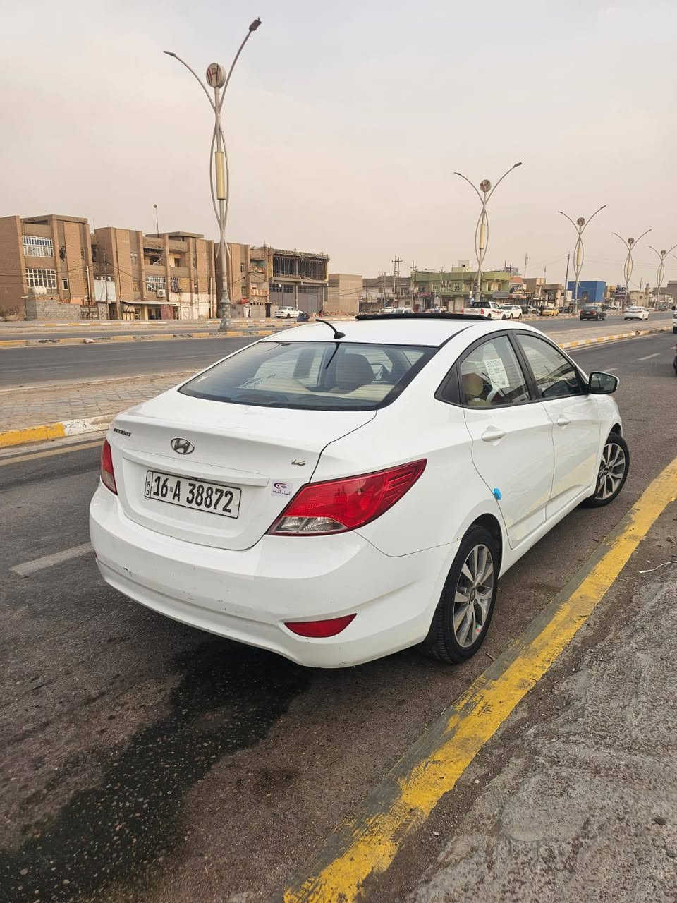 السلام عليكم للبيع هونداي اكسنت موديل 2016خليجي محرك 1600دوش قطرتين السعر98وبيه مجال بسيط السياره مكفوله وسونار بالمنشور رقم قادسيه دولي تحويل مباشر السياره جاهزه من كلشي محرك.كير حداديه تبريد ماشيه 180الف السياره فتحه ويل كروم لد امامي مكان السياره الديوانيه ***********
