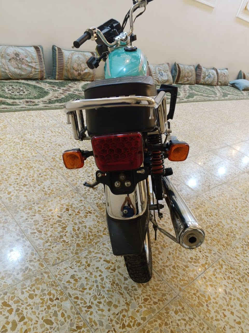 ايراني ٤ كير موديل ٢٥ الدراجة بعدهة بحالة الوكالة كلش نظيفة كلهة شغالة ومكفولة اوراقهة كلهة موجودة السعر ٦٢٥ مكاني الحسينية مال الراشدية للاتصال ***********

