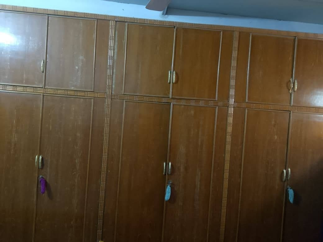 السلام عليكم متاحة غرفة اخشاب صاج مو سوگيه تسكام مستخدمه سعرهه تتصل وتدلل *********** كويريش حي الربيع
