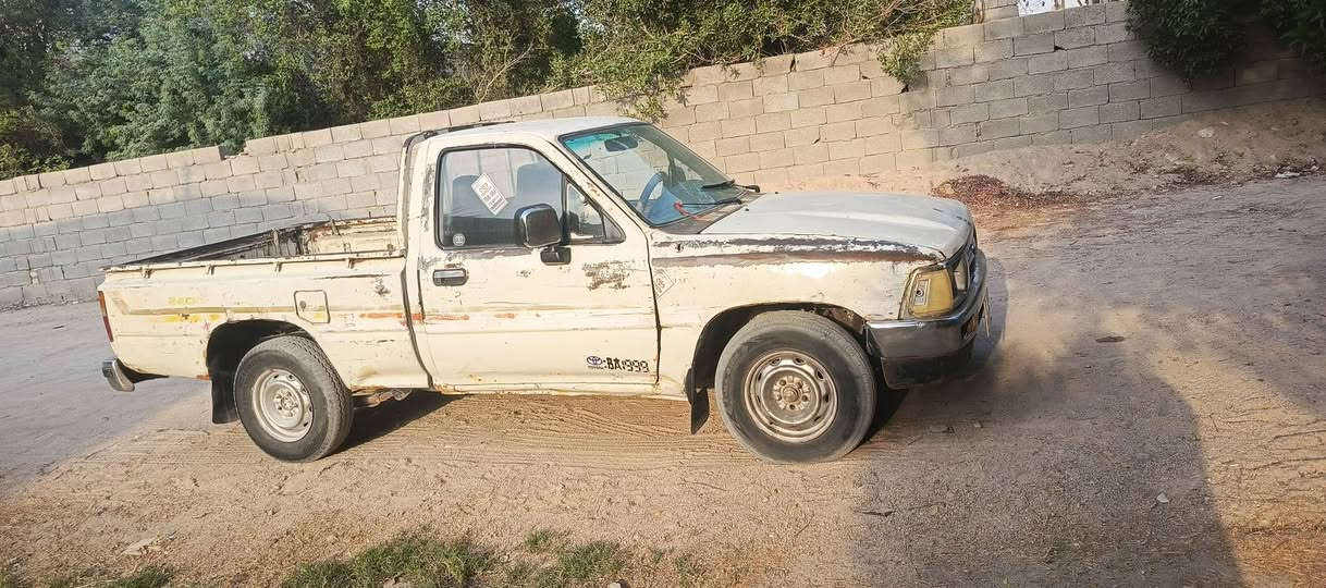 تويوتا بيك اب • ٨٩ • الزبير