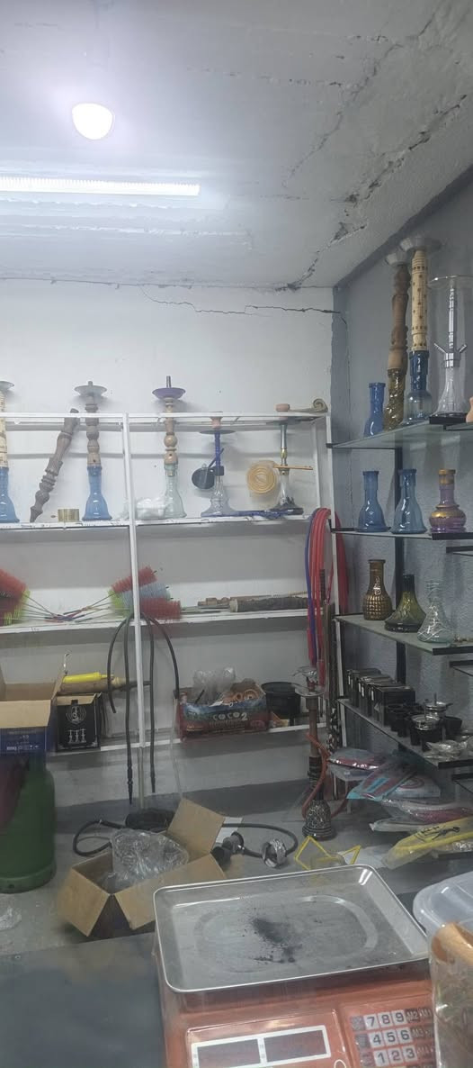 ‏🛑 أعلان
محلات للبيع 
مع الغراض شلع والشغل خير من الله (سبب البيع عدم التفرغ) 
‏☎️ للاستفسار اتصل ***********
