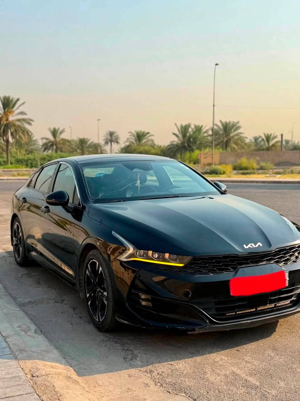 السلام عليكم 
للبيع او مراوس بكورلا هايبرد 

كيا   K5  موديل 2022

GT_Line فول مواصفات 
🔸بصمه ابواب + تشغيل 
🔸بانوراما 
🔸مقاعد جلد
🔸رادارات جانبيه + رادار توقف 
🔸كشنات كهرباء 
🔸تحكم ستيرن كامل
🔸شاشه كار بلي 
🔸انظمه قياده6 
🔸لد نهاري + كروس سرعه 
وبيها بعد هواي مواصفات 

 وارد امريكي حادث سطحي جاملغ وحافه البنيد يعني قطعتين بدون شاصي بدون لغد 
ماشيه 81mi 
السعر 154 وبيها مجال وماكو هيج سعر 
العنوان بغداد 
رقمي ***********
