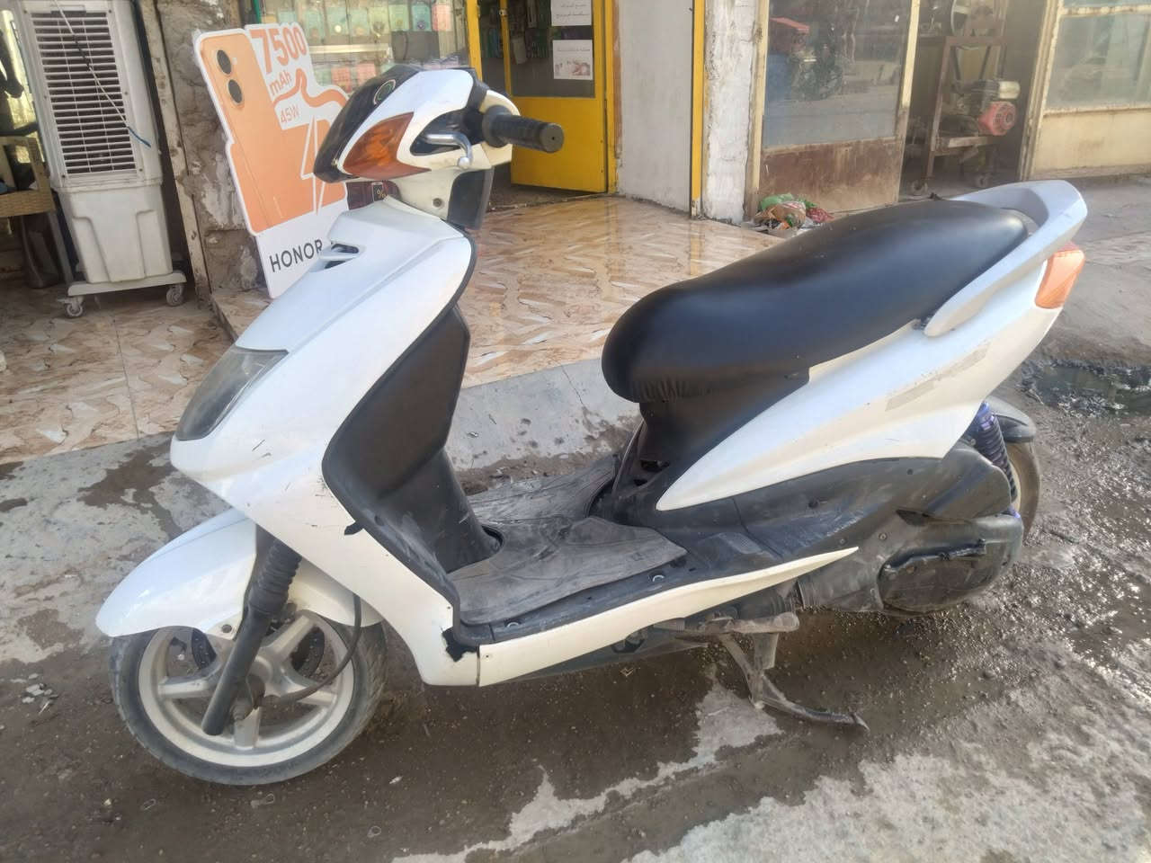 دراجه سكنس نثيه دبلات جدد امامي خلفي دراجه فول سعر 675مكان بغداد فلكه سلمان
***********
