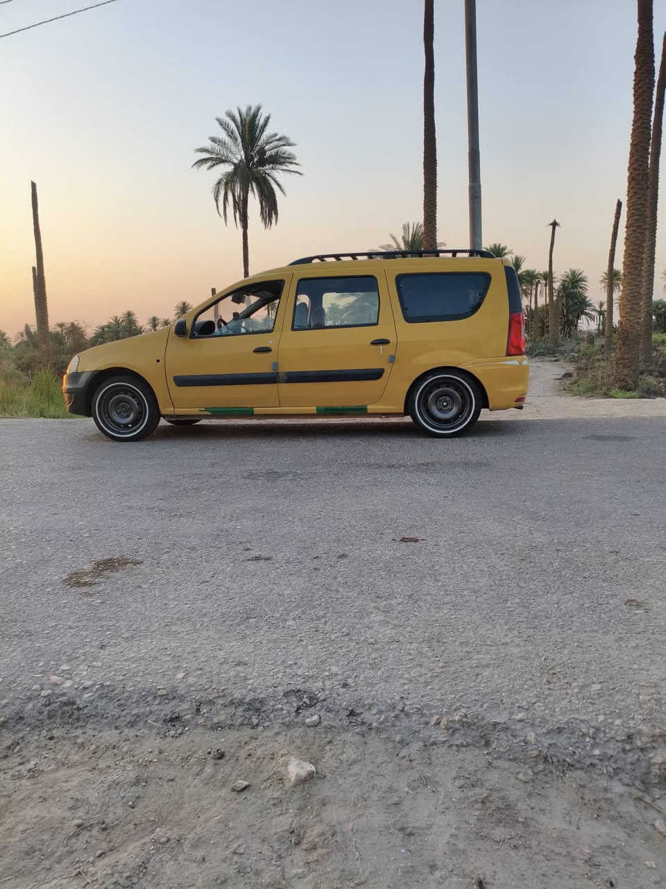 رينو 7راكب • موديل ٢٠١١ • رقم بصره