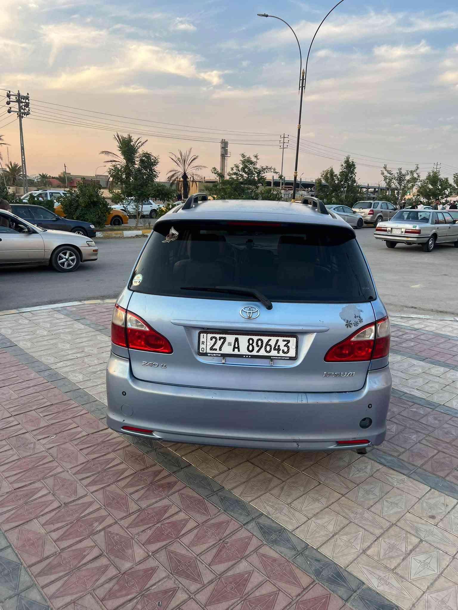 سياره ابصم2003 السياره ب اسمي كامله مكينه وكير وحداديه خير من الله كفاله والتبريد خير من الله ثلج  السياره بيها باب عكس السايق صبغ شي قليل والباب الخلفي تبديل صندوك الجنطه مبدل تخم تاير جديد عارضها ب110 وبيها مجال حك الجيه السياره ب اسمي مكانها حالياً الناصريه ***********
