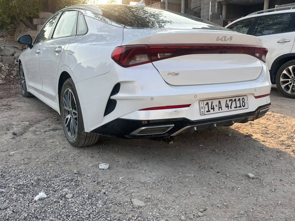 🚘 للبيع K5 وارد كوري 🇰🇷
موديل 2022
لون أبيض 🤍
غاز بلاد أصلي
مكفولة
استخدام شخصي

💰 السعر 177
***********☎️

السيارة استخدام شخصي ونظيفة
واللي تعجبه السيارة يتصل ويشلع عيوني 😄🌸
ما تعجبك اعبر المنشور ولك جزيل الشكر 🌸
