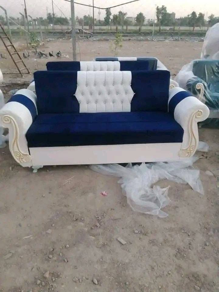 عرض خاص  خلال اسبوع فقط 
موديل بطه

سعر 385
قماش قديفه رجل عظم عاج ويا 4كوشات فقط 
❌❌❌❌❌❌❌❌❌

أنتبااااه إلى لأسعار 
ال١٠ مقعد   385
ال٨ مقعد   350
ال٧مقعد  325
ال٦مقعد. 300
ال٥مقعد  275

توصيل داخل بغداد مجانا  اطراف15
صنع عراقي  
أحدث التصاميم الفنية 
🖍الشغل حسب طلبكم من ناحية اختياركم الالوان وعدد المقاعد 
⭕️مواصفات العمل 
♦️اسفنج. مميز 
⭕️ الخشب مقعد مضغوط
رجل عظم عاج  

⭕️القماش 
 قديفه 

❇️قياسات القنفات ❇️

العرض 75
190سم  القنفه الكبيرة ام ثلاث مقاعد 
150 سم القنفه الوسط ام مقعدين 
75 سم  الكرسي. 
🌹🌹🌹🌹
جميع الالوان متوفره
توصيل داخل بغداد مجاني أطراف 15

باقي المحافظات حسب البعد 
التوصيل  سريع 
للحجز ارسل
 الصورة 
والاسم 
ورقمين موبايل 
والعنوان
على الخاص

نص مكتوب في الصور:
- 26/12/2024 16:32 POCO F5 | قديس