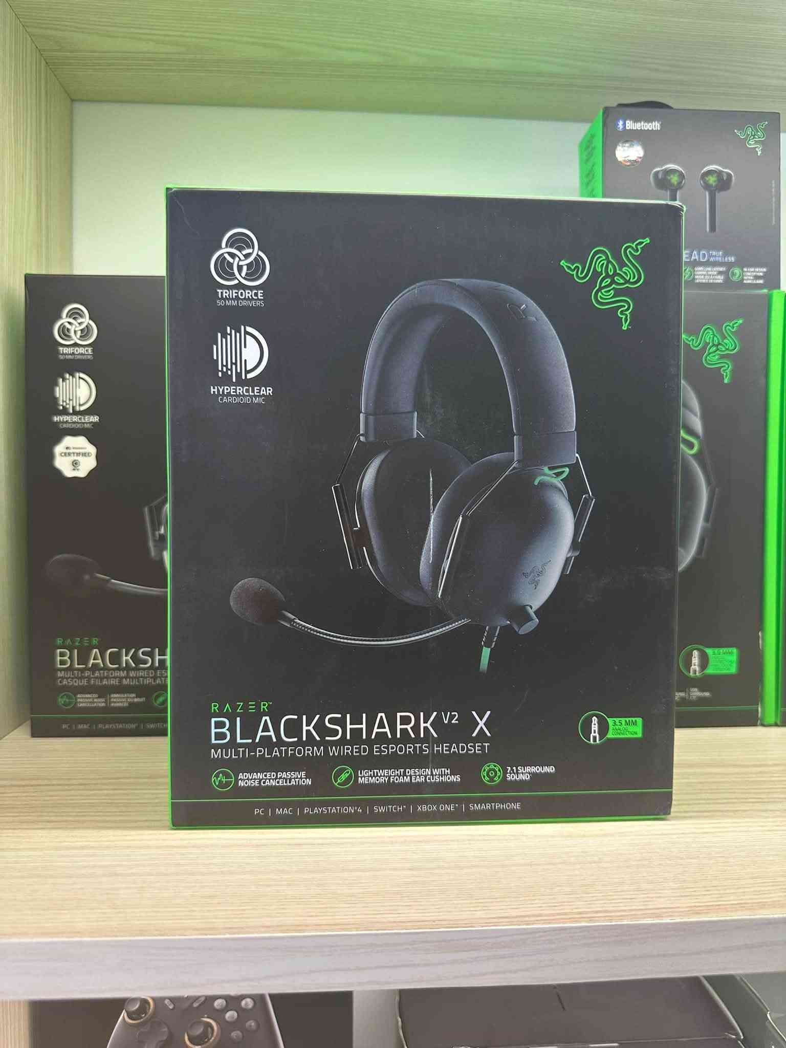 SHEX PC
1- HYPERX CLOUD II NEW 🆕 
2- HYPERX CLOUD II CORE WIRELESS OPEN BOX 
3- HYPERX CLOUD lll OPEN BOX
4- HYPERX CLOUD lll WIRELESS NEW 🆕 
5- HYPERX CLOUD lll WIRELESS S OPEN BOX 
6- RAZER BLACKSHARK V2 X NEW 🆕 
7- LOGITECH G432 NEW 🆕 

توصيل لجميع المحافظات 🚚 
📍دهوك السوق شارع دورة كورك
📩 للطلب والاستفسار
WhatsApp ‪+964 773 416 8767‬L
