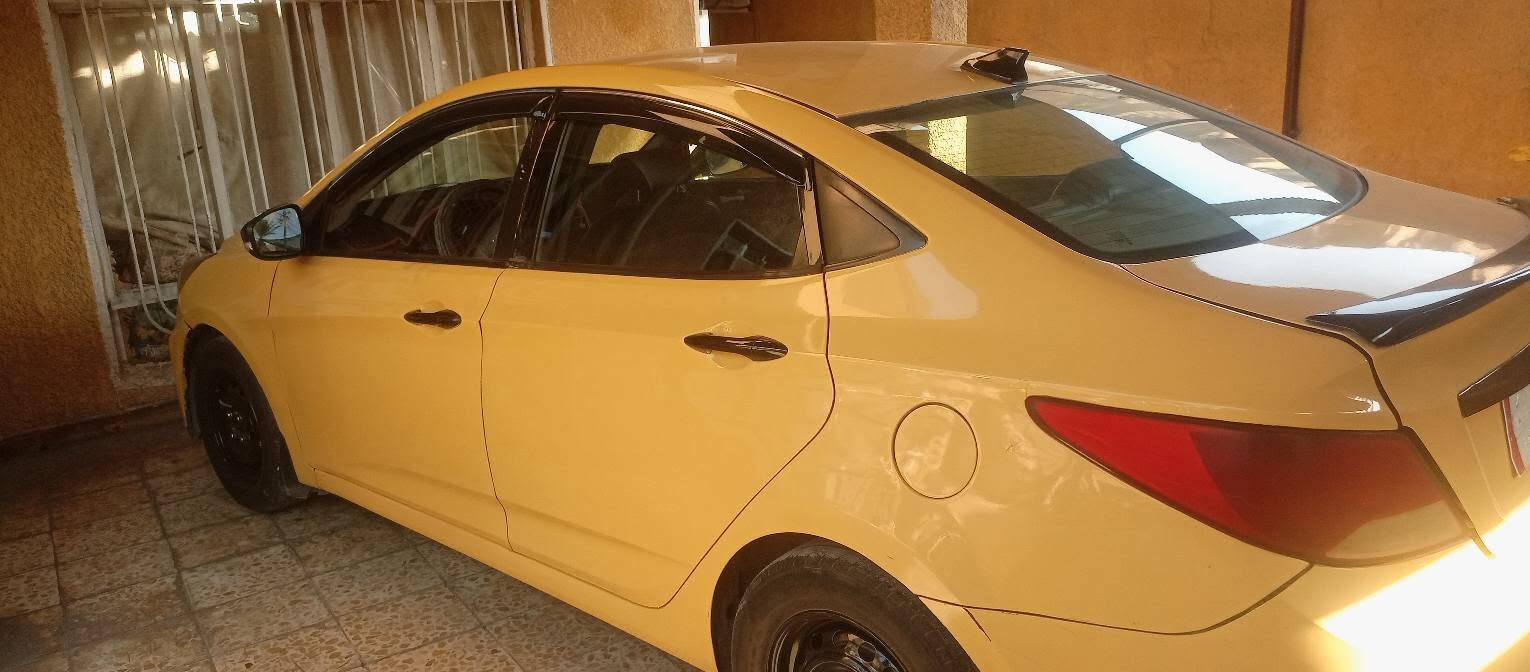 من رخصه الادمن
اكسنت 2013 خليجي 1600 كير محرك  تبريد خير من الله  منضومه غاز كله تبديل جديد صدر السياره نص عمر تحويل ثاني يوم سعره 72 المكان البياع رقم الهاتف ***********
